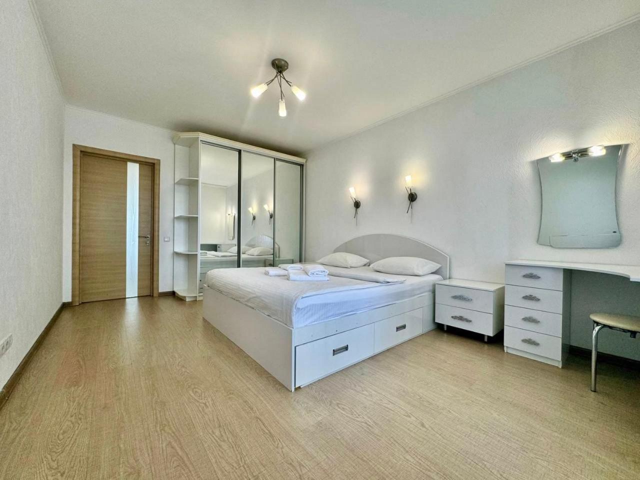 Apartpoltava Стильні Білосніжні Апартаменти, 2-Окремі Кімнати , Документи Для Відрядження , Банківський Чек Exteriér fotografie